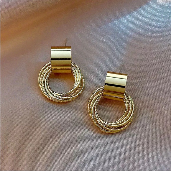 Gold Circle Earrings - Picture 7 of 7